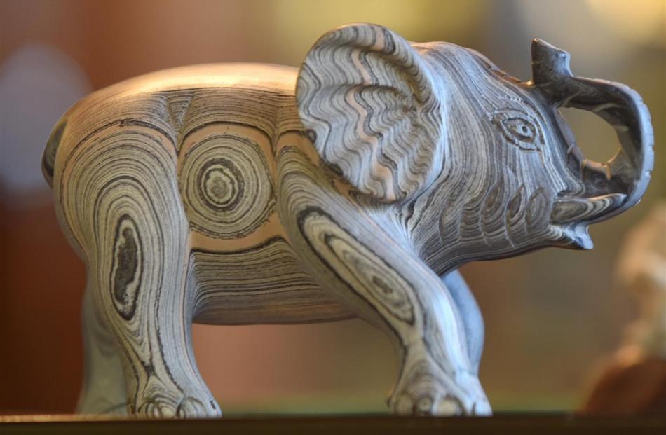 An elephant carved from Australian ribbonstone. Photo of Peter McIntosh.