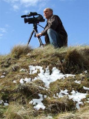 Grahame Sydney during filming. Photo Stephen Jaquiery.