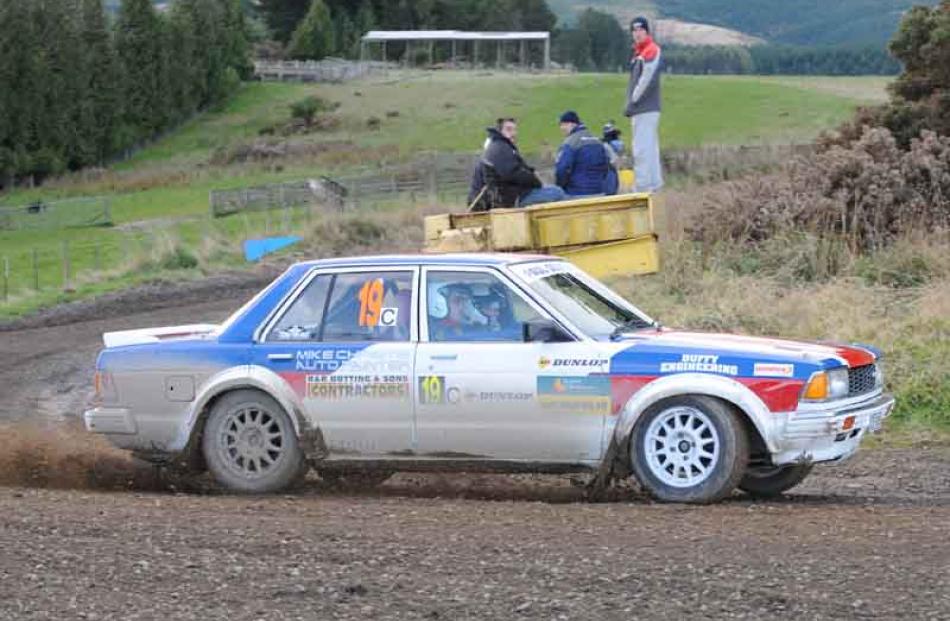 C19: Phil Mason in a Nissan Bluebird Turbo