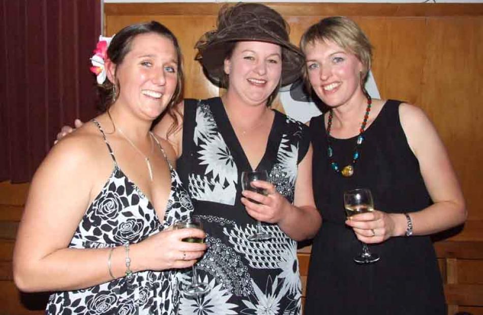 Nikki Paterson, of Omakau, Vanessa Webb and Anna Hurley, both of Becks.