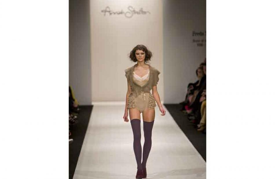 Annah Stretton collection.