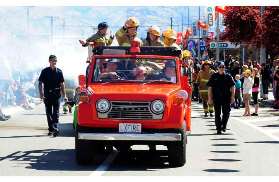 Alexandra fire brigrade float during  ithe Alexandra Blossom Festival Grand Procession on Saturday
