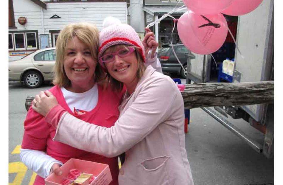 Arrow Events co-ordinator Julie Hughes, left, with Jennifer Cavanagh, of Harcourts.