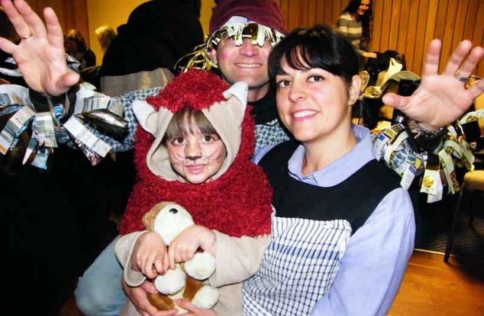 Queenstown family, father Ruggi Bianchi as the Scarecrow, son Diego Bianchi (5) as the Lion and...