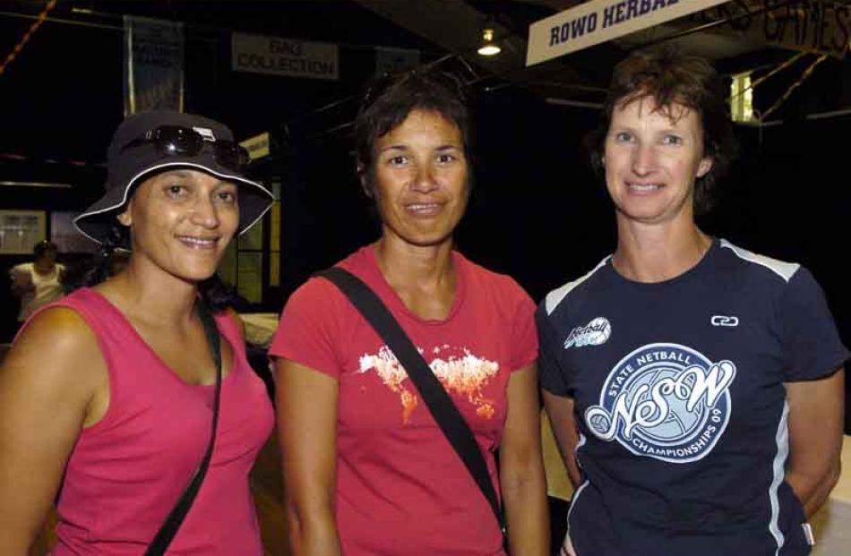 Ali Lawton and Frances Shelford of Rotarua, Jane O'Neill of Auckland.
