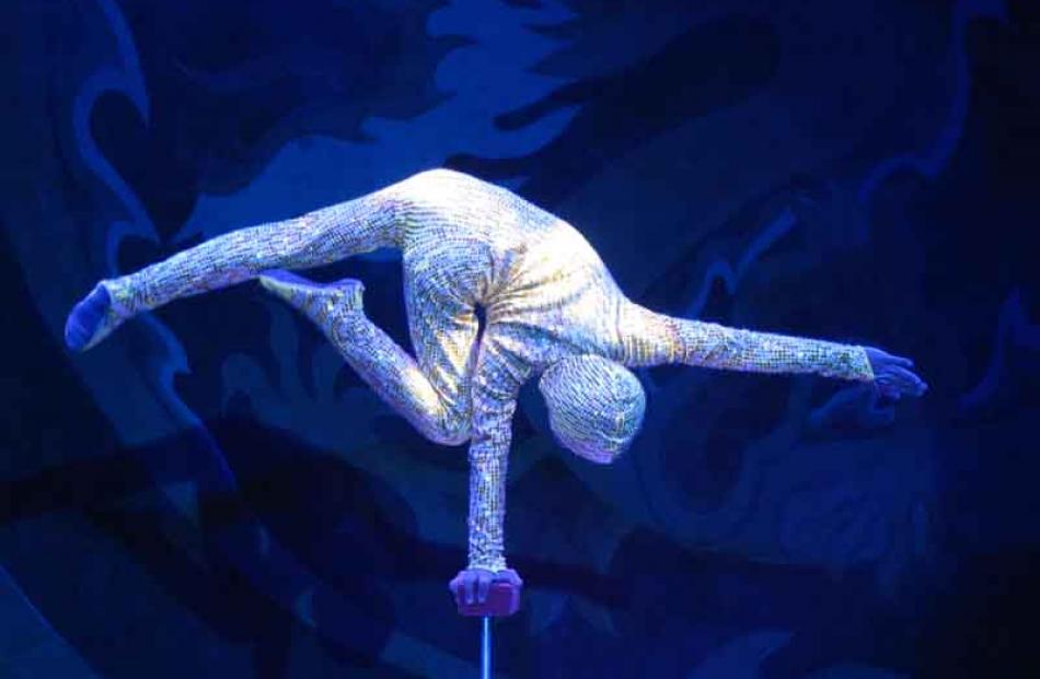 9-year-old Yue Peng from China stole the show with his one hand balancing act and received the...