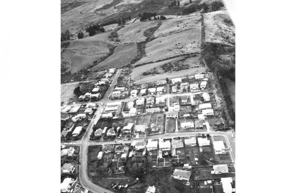 The upper part of the suburb prior to the 1979 slip.