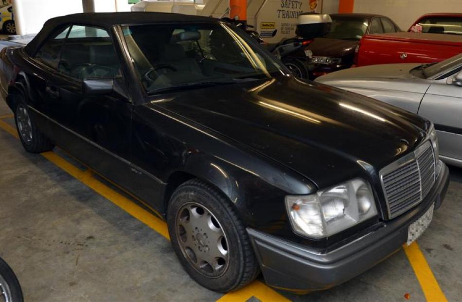 A 1993 Mercedes E320 Cabriolet connected to  fraudster Michael Swann was recovered this week....