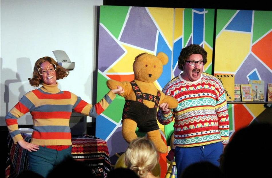 Actors Kylie Milne and Daryl Wrightson perform The Loose Dick Kiddies Show. Photo supplied.