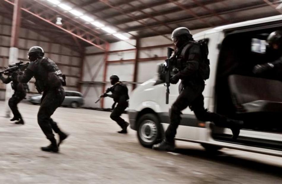 Armed offenders squad members take part in a training exercise. Photos by NZ Police.