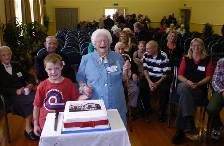 Attending the Sawyers Bay School 150th reunion are (from left) Mary Cochrane (92), Howard Ellwood...