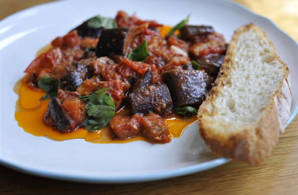 Aubergine and tomato stew. Photo by Gregor Richardson.