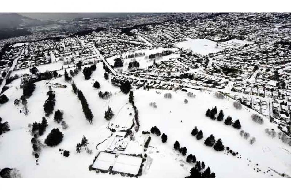 Balmacewen Golf Club and area.