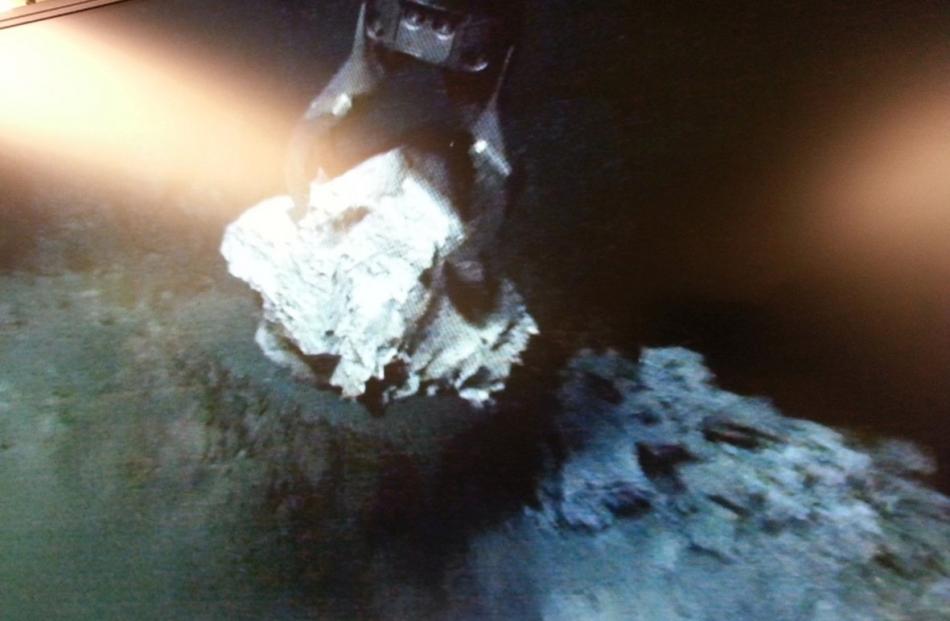 Deep in the South Pacific ocean,  Jason collects the first pumice sample from a new volcanic cone...
