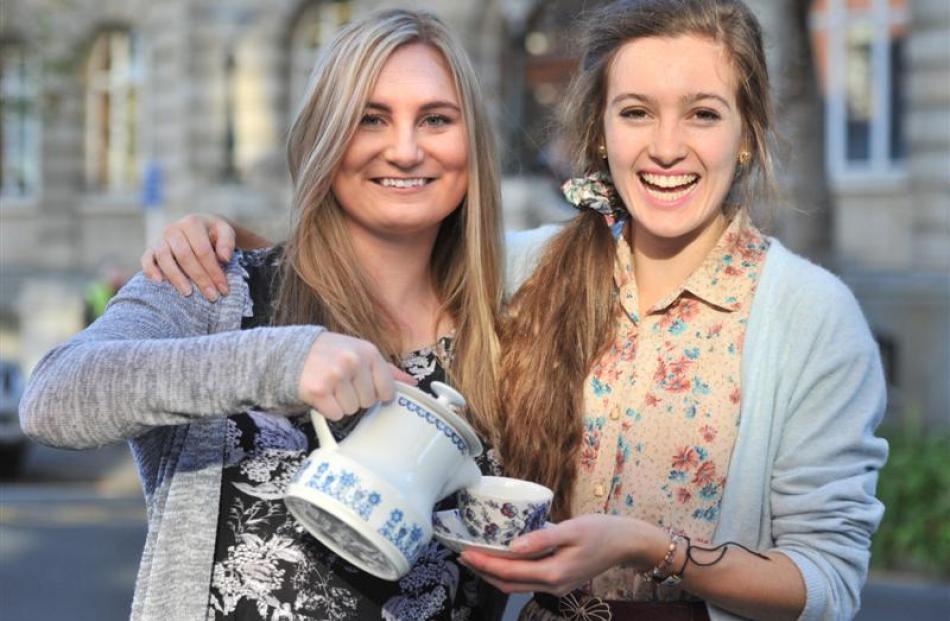 Dunedin medical students Jess Kokshoorn (left) and Clemency Johnstone will host a fundraising...