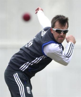 England spinner Graeme Swann trains at the University Oval on Monday.