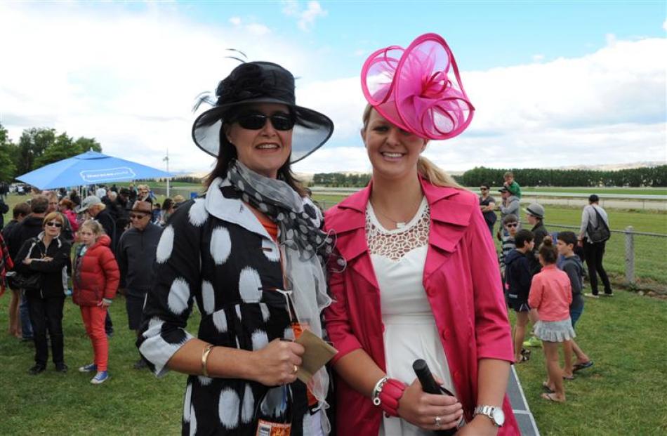 Fashion in the Field runner-up Tina Field, of Rangiora (left), and winner Jess Murphy, of...