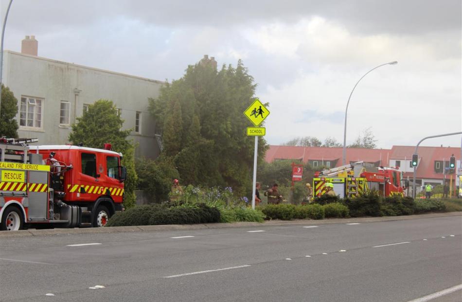Fire appliances at the Dee St apartment fire. Photo: John Cutt, Southland Express