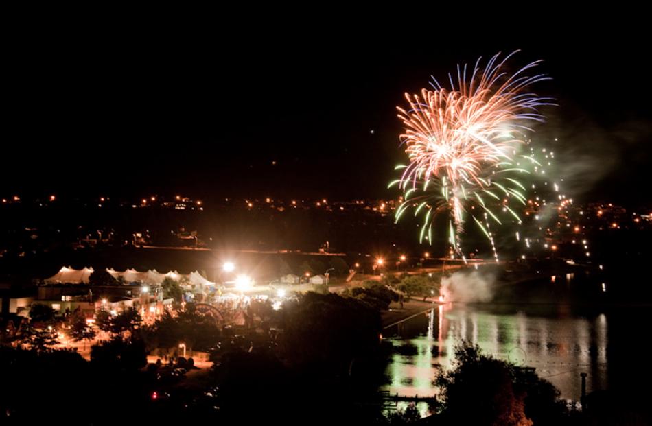 Fireworks over Lake Wanaka.