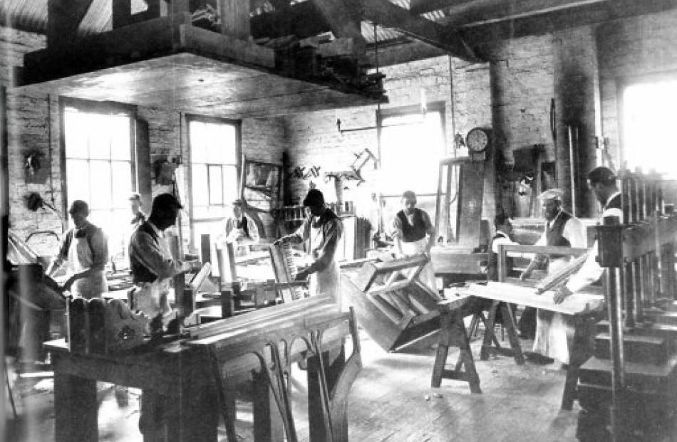 Frederick Howell and Co's Piano Factory, Dunedin 1898. Photo from Hocken Collections