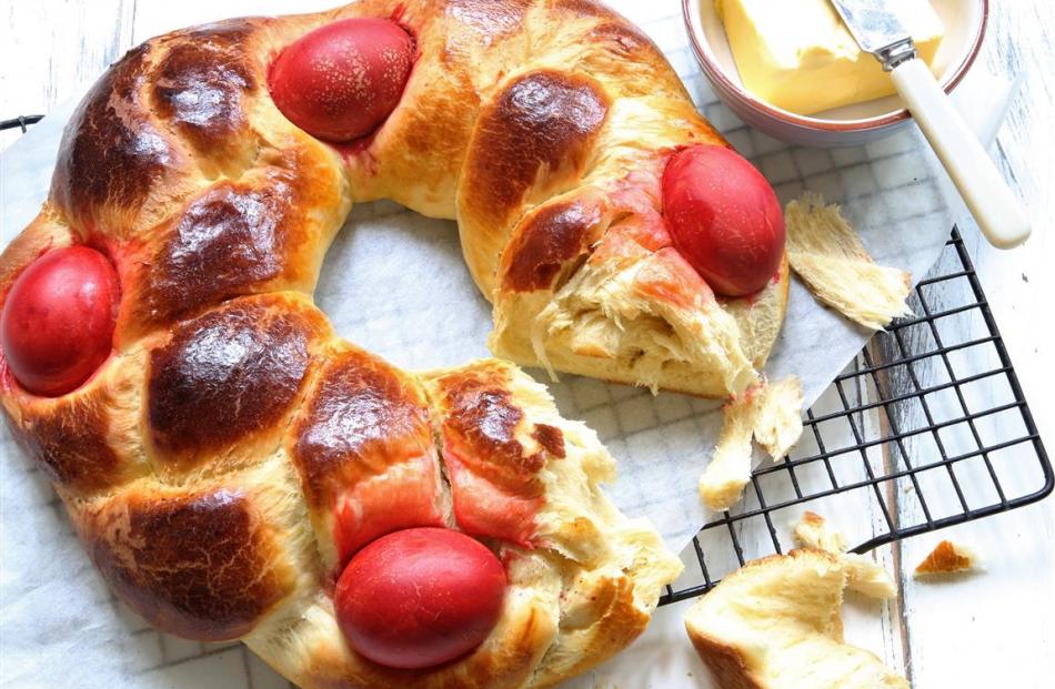 Greek Easter Bread (tsoureki). Photos by Simon Lambert.