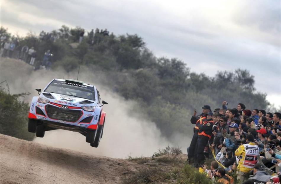 Hayden Paddon in action at the Rally of Argentina. Photo by World.Vetas Media.
