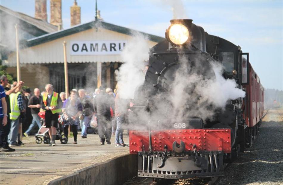 Historic steam locomotive  Passchendaele pulls into Oamaru yesterday. Photo by Hamish MacLean.