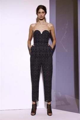 If you're after something sexy and sophisticated, this shoulder-baring Romanticist Bustier...