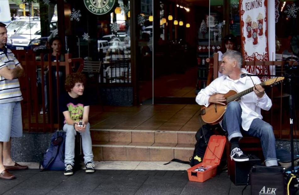 Ike Saunders and Luke Hurley enjoying a moment. Photo by Trish Saunders.