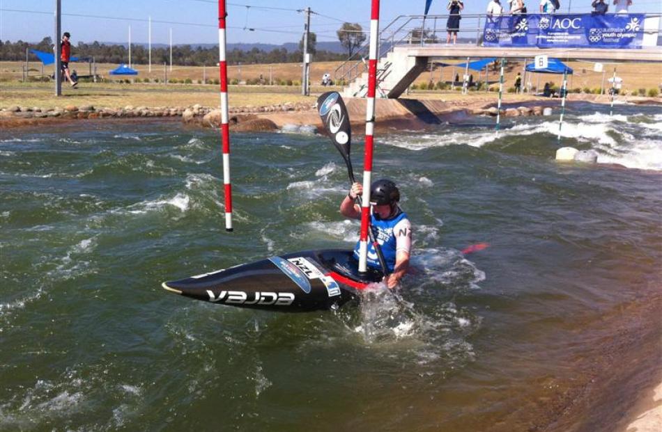 Jess Bailey (17) takes silver in the kayak at the Australian Youth Olympics. Photo supplied.