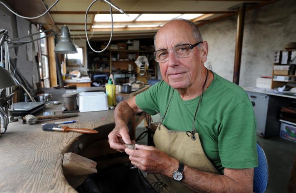 Jeweller Kobi Bosshard at his Cottesbrook studio. Photo by Gregor Richardson.