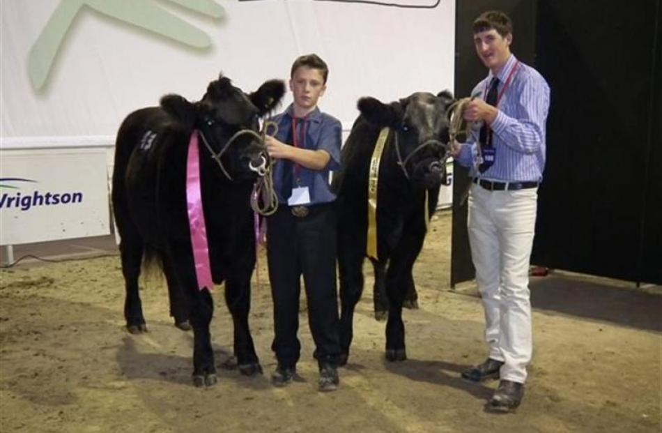 Josh Button (left) with Black Nitro and  Dwayne Taylor with Smokey Joe during the  Future Beef...