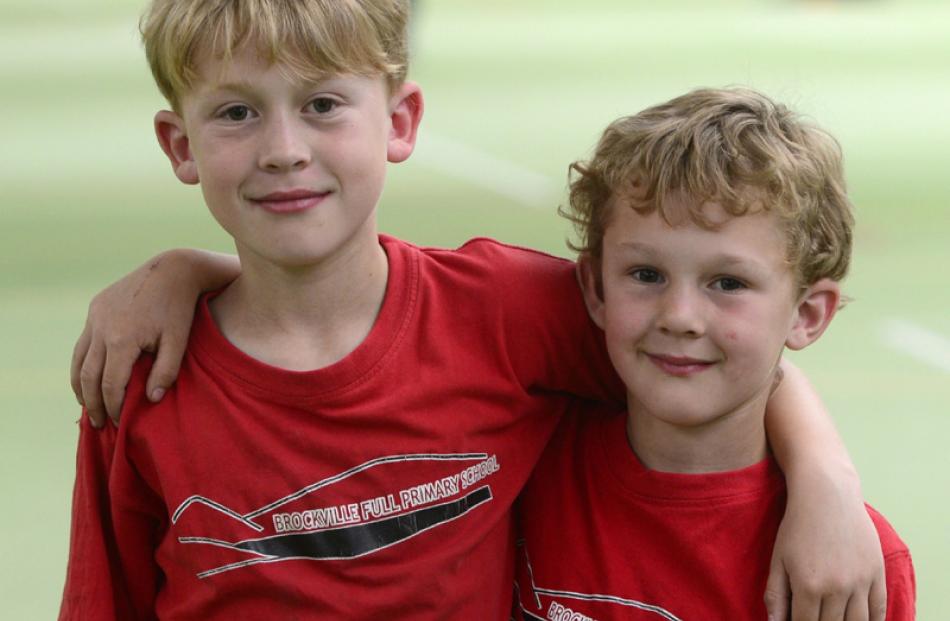 Kullum Tobin (10) and Regan Tobin (7) both of Brockville School.