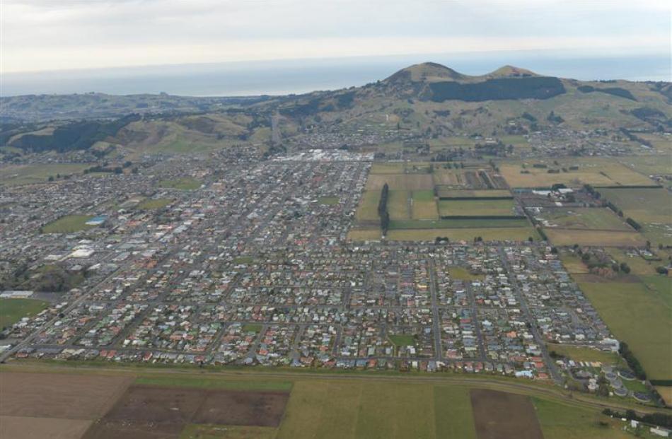 Large areas of the Taieri could lose community board representation after the DCC last week voted...