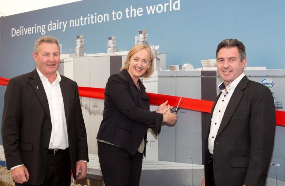 Minister for the Environment Amy Adams cuts the ribbon on the world's largest milk powder drier...