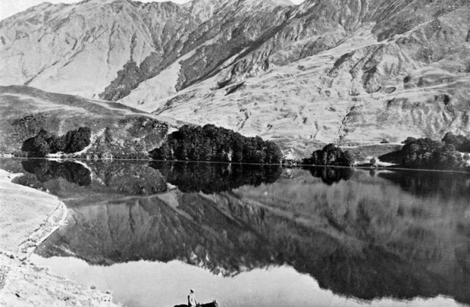Moke Lake on the north-west base of Ben Lomond, about seven miles from Queenstown, Otago. - Otago...