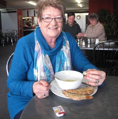 Pam Rabbit, of Winton,  lunches in Balclutha. Photos by Eileen Goodwin.