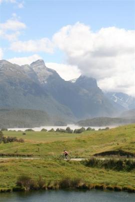 Paradise near Glenorchy at the head of Lake Wakatipu. Photo by Andy Peskett.