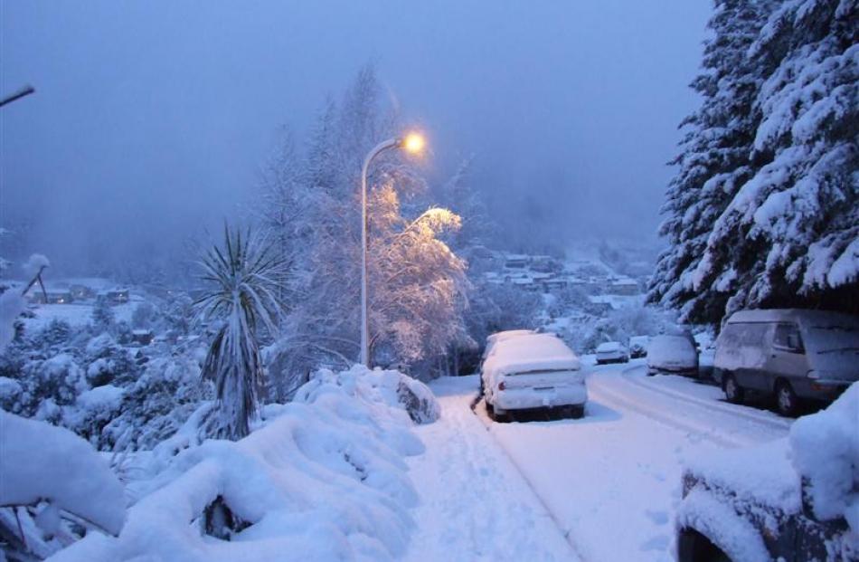 Snow makes Queenstown postcardperfect Otago Daily Times Online News