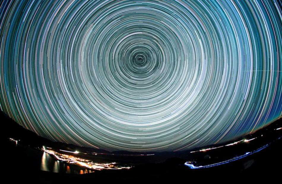 Photo by Mt John University Observatory Maki Yanagimachi, Earth and Sky Ltd.