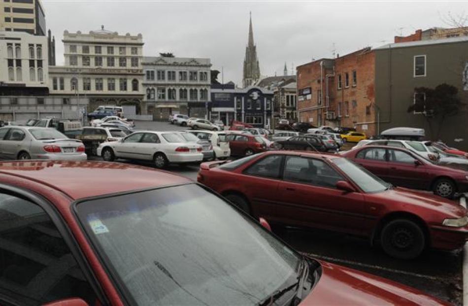 Scene of the "crime" ... The Dowling St car park yesterday.  Photo by Peter McIntosh.