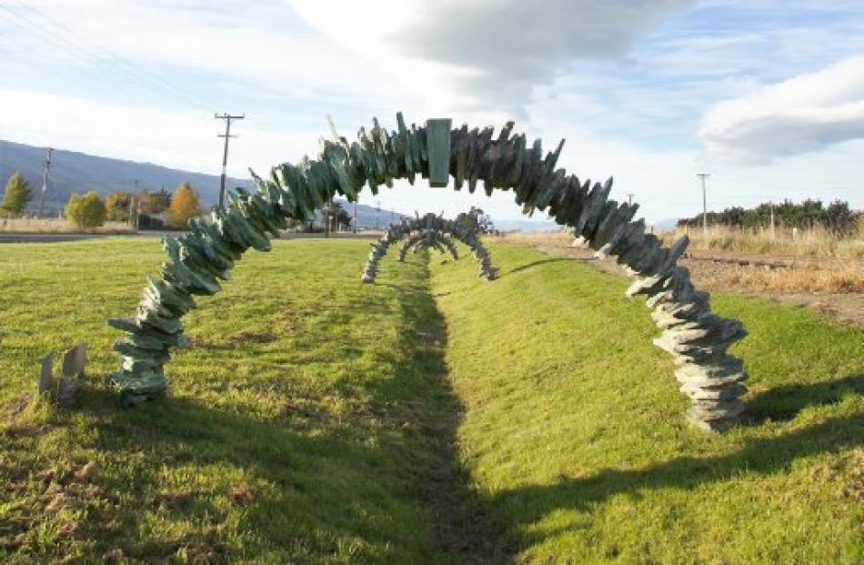 Stone Arches, near Middlemarch, 1998, by Rebecca South and Jesse Stevens, was commissioned under...