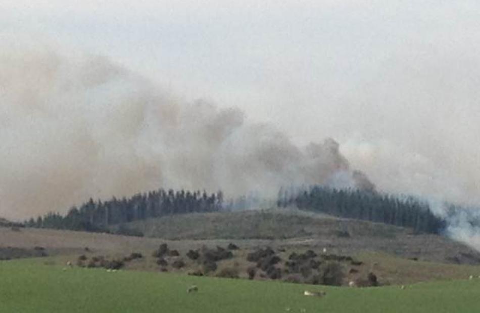 The 90ha scrub fire at Stoneburn, near Dunback. Photo by Stephen Jaquiery