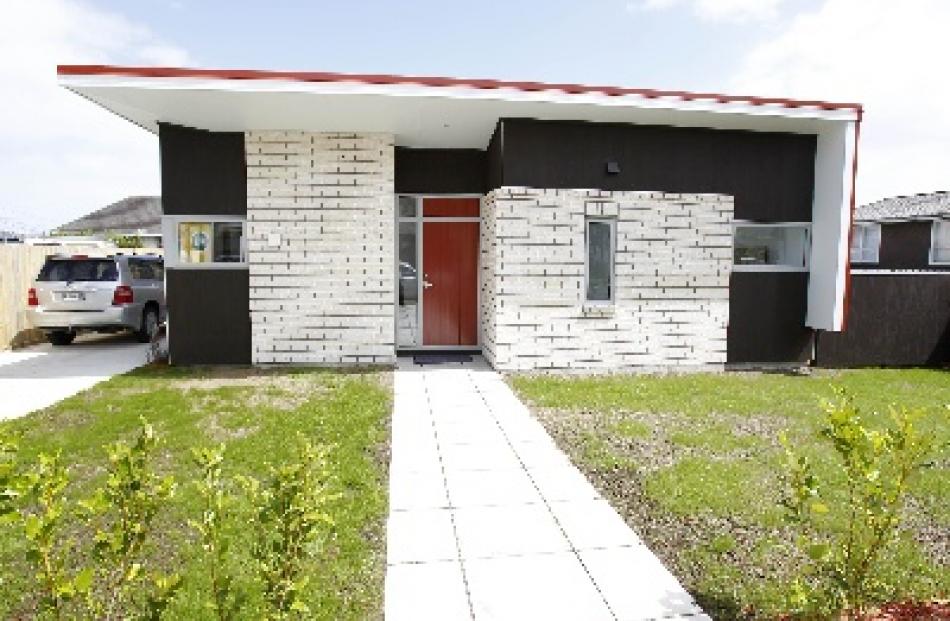 The first Simple House, in Otara, Auckland. Photo by NZPA.