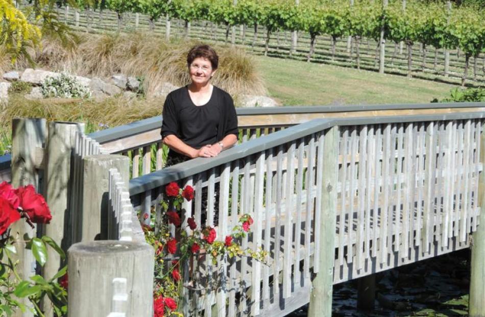 Tranja Fry of Fossil Ridge Wines in Nelson. Photo by Charmian Smith.