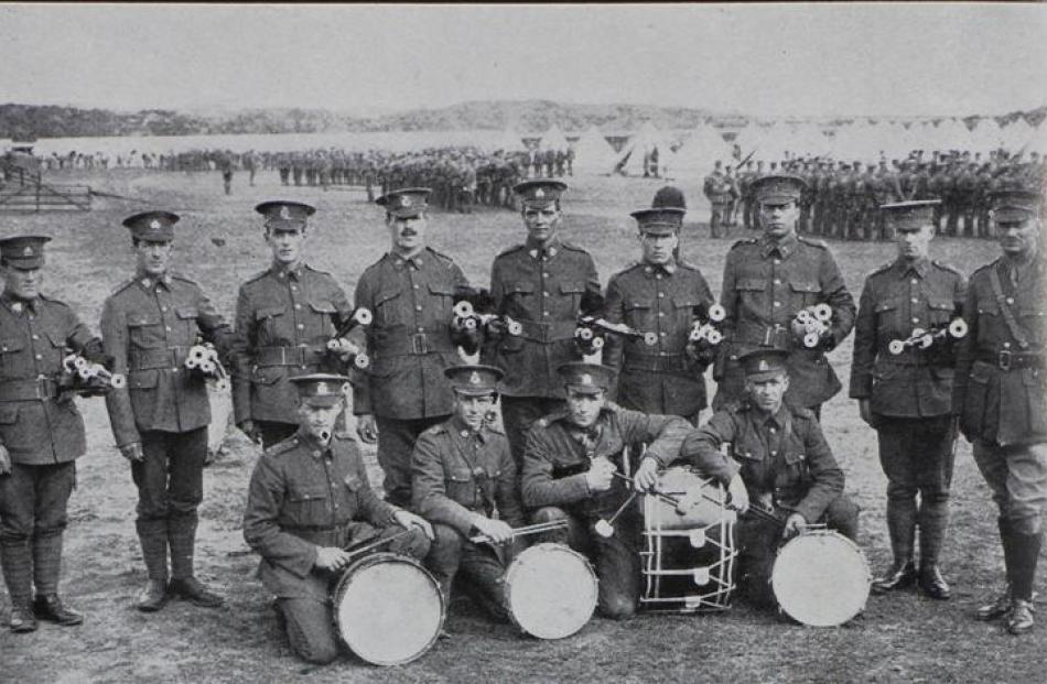 Unnamed pipers of the Otago Infantry Battalion at Tahuna Park in September 1914 with their newly...