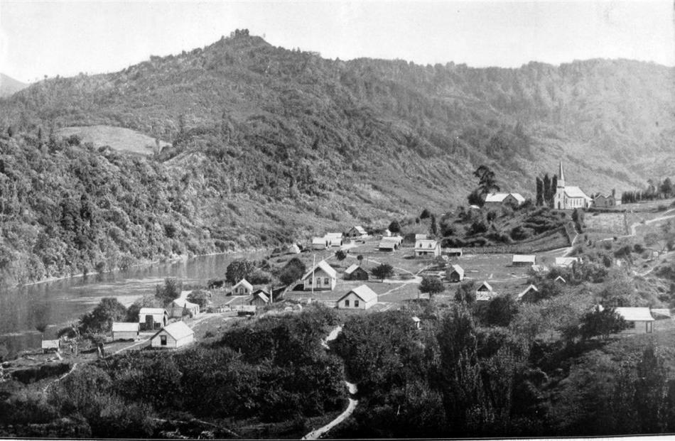 ‘‘Jerusalem’’, one of the largest pahs on the Whanganui river: the great native meeting place. —...