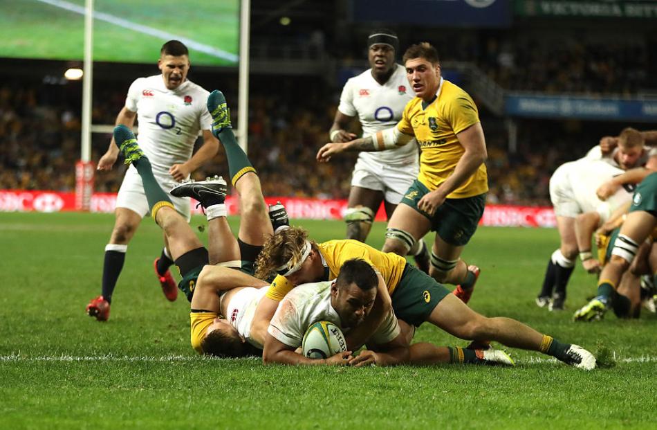 Billy Vunipola scores for England. Photo: Getty Images