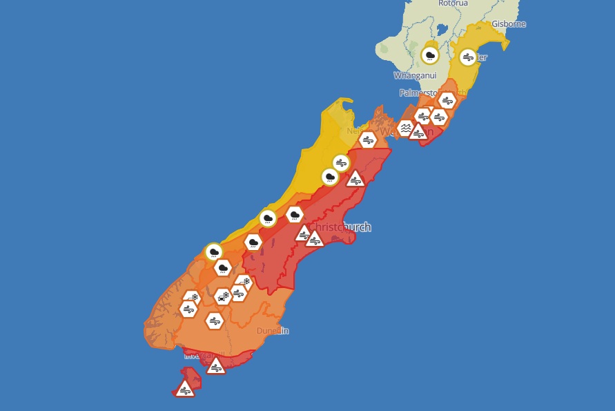 MetService severe weather warnings on Thursday afternoon. Image: MetService